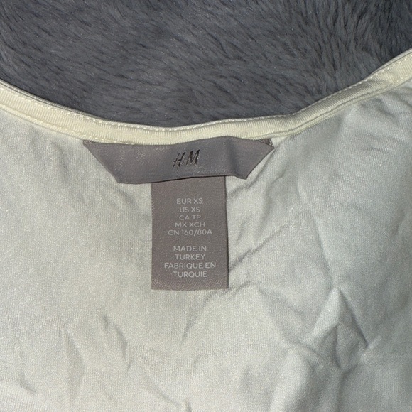 H&M Cream Women's Cap Sleeve Bodysuit - Picture 2 of 3